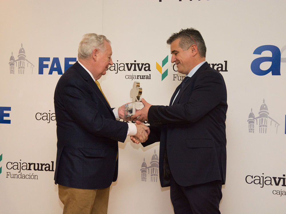 premios FAE Cajaviva