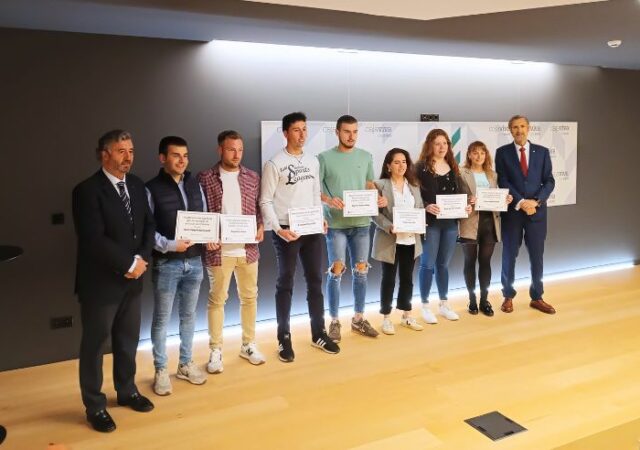 becas grado ingeniería agroalimentaria